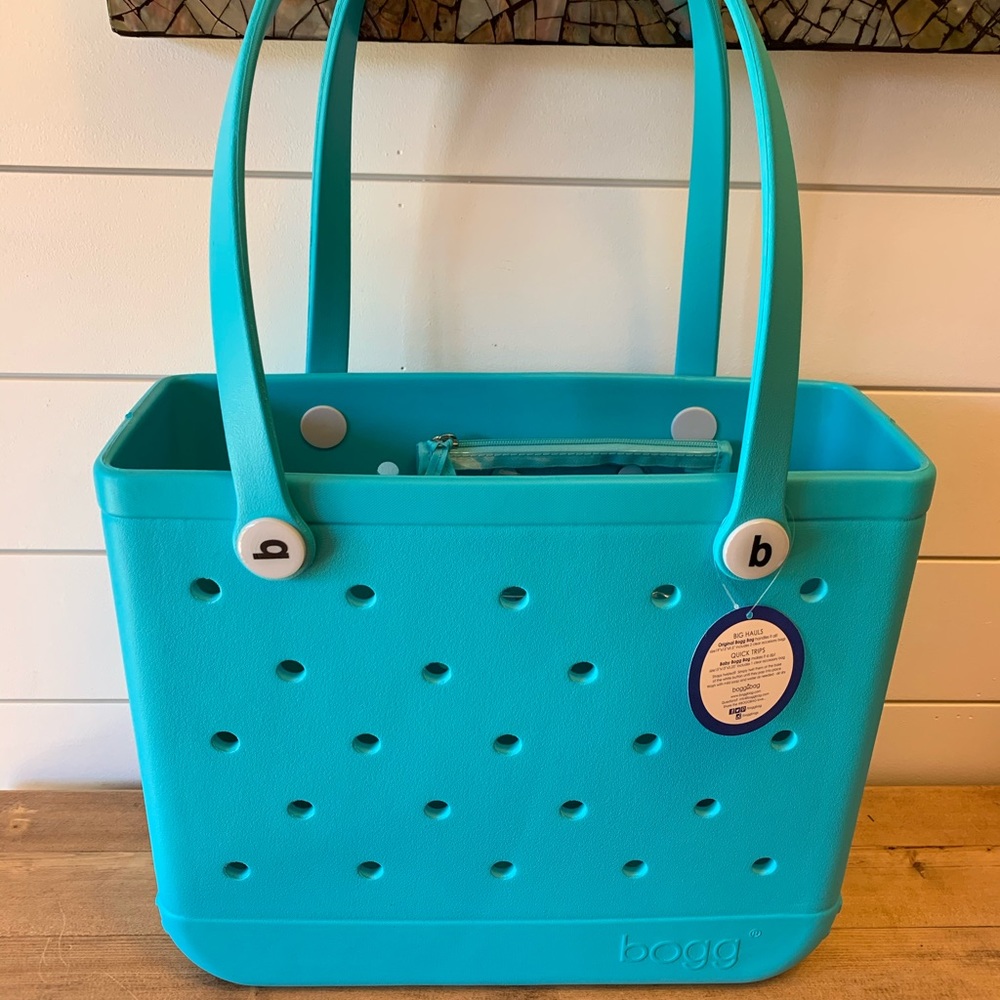 Brand New with TAGS! Baby BOGG bag. Tiffany blue.
